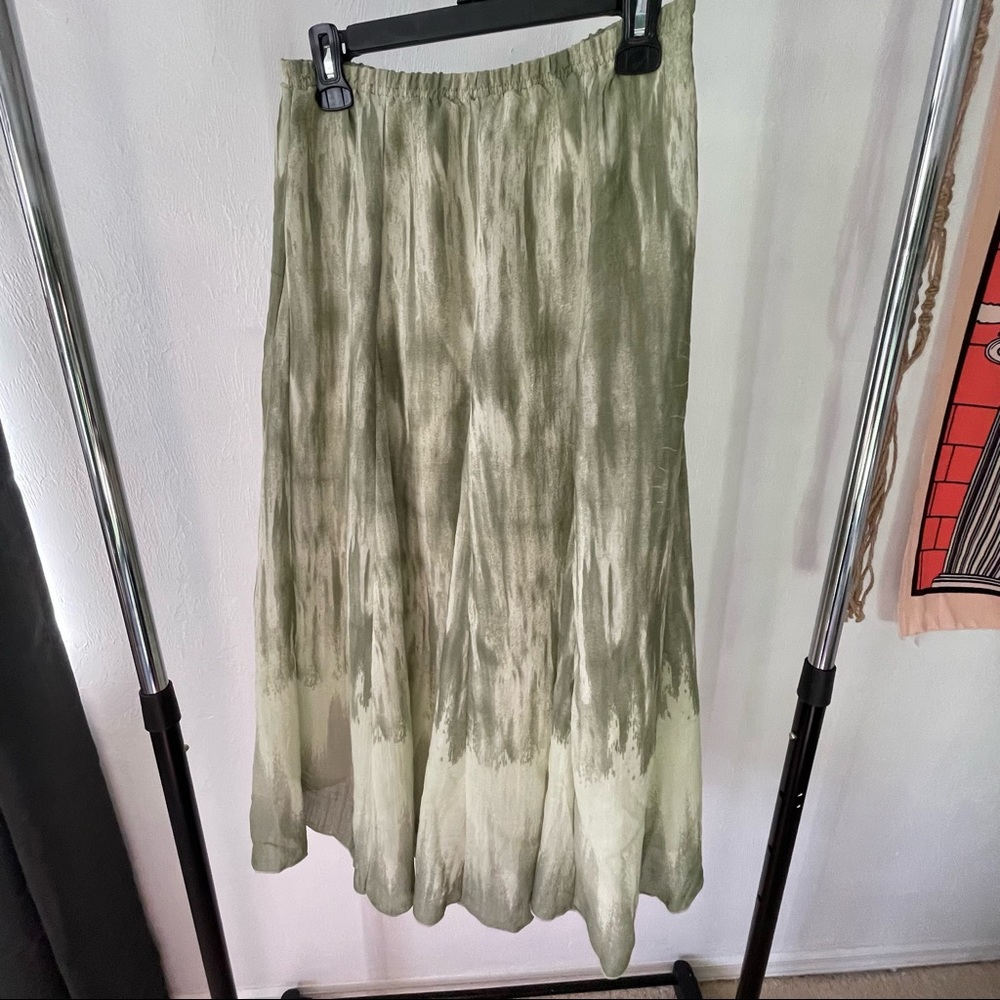 New Directions light green boho long flowy skirt